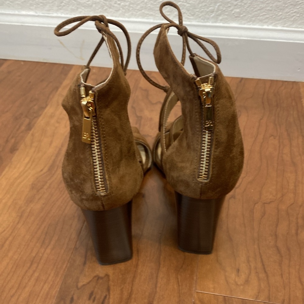 Banana Republic Women's Almeria Brown Suede Lace Up Made In Italy Sandal Sz 7 - Picture 3 of 6